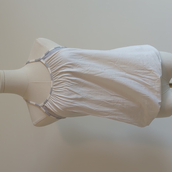 Lululemon size 6 ivory tank with gray accent - Picture 2 of 9